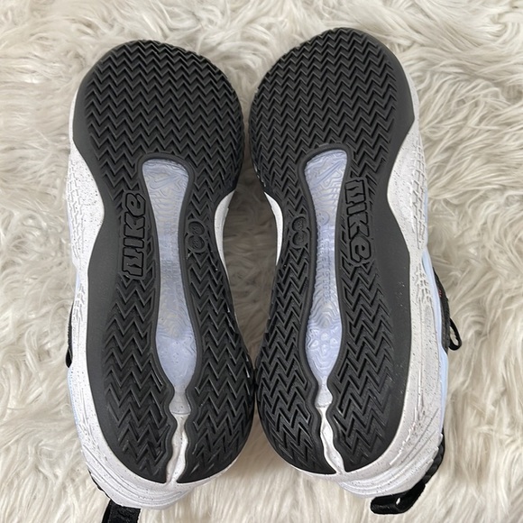 Nike Cosmic Unity TB 'Black White' Size 10 NEW - Picture 8 of 12